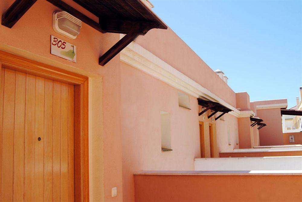 Apartamentos Turisticos Anoreta Rincon de la Victoria Exterior photo